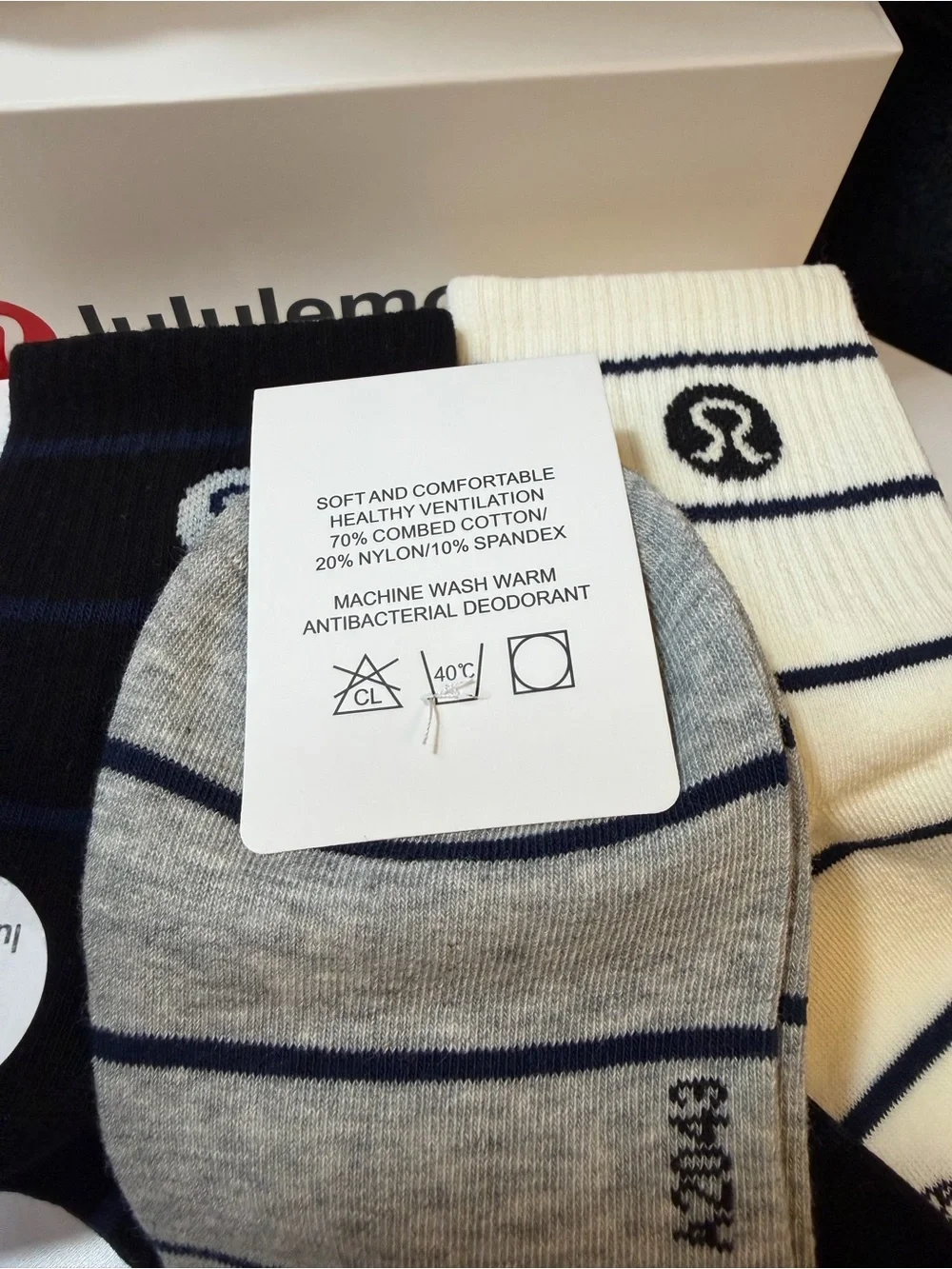 LULULEMON athletica Ankle Stripe Socks Set of 3